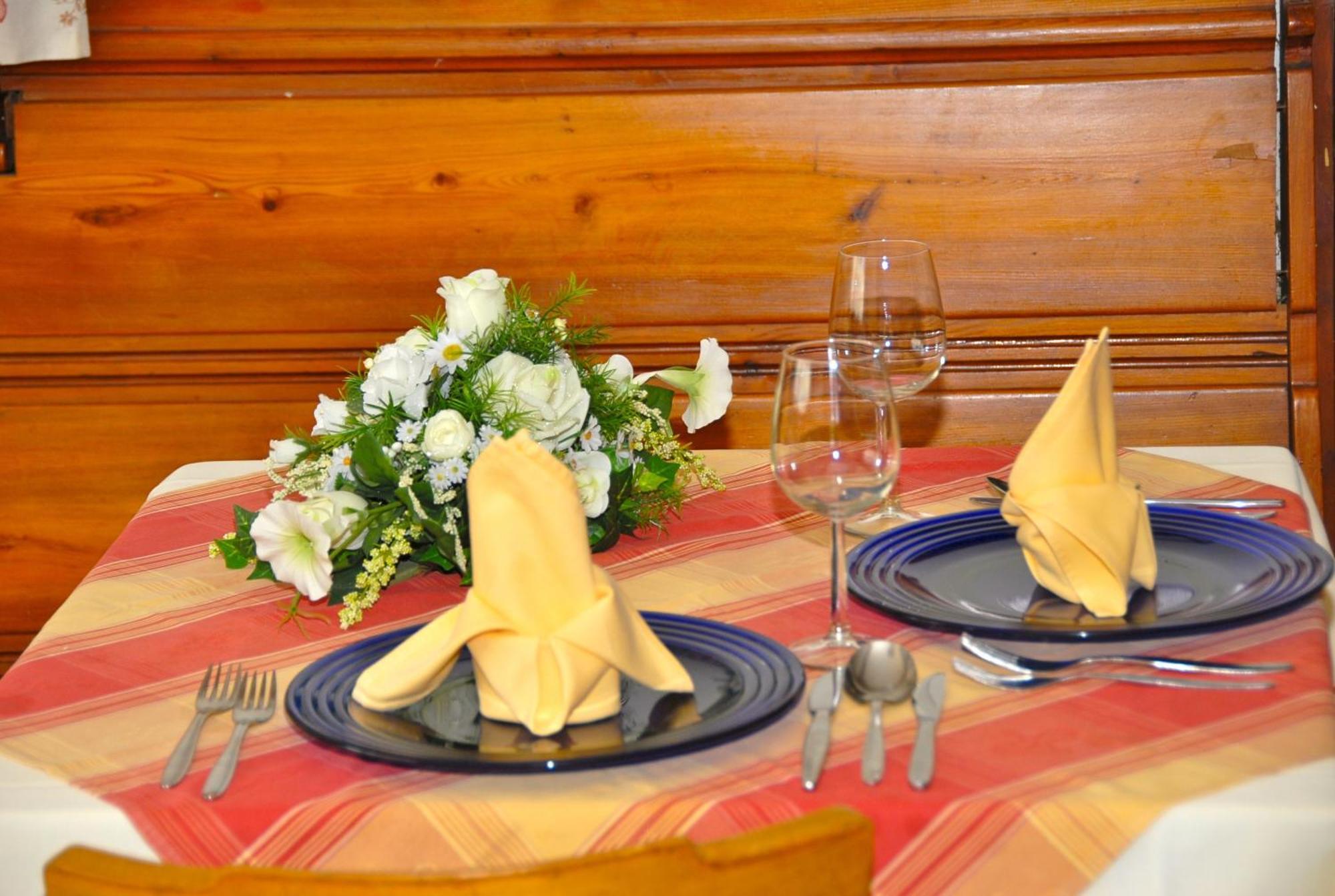 וולדן אם וורתרסי Hotel Velden Bacherlwirt מראה חיצוני תמונה