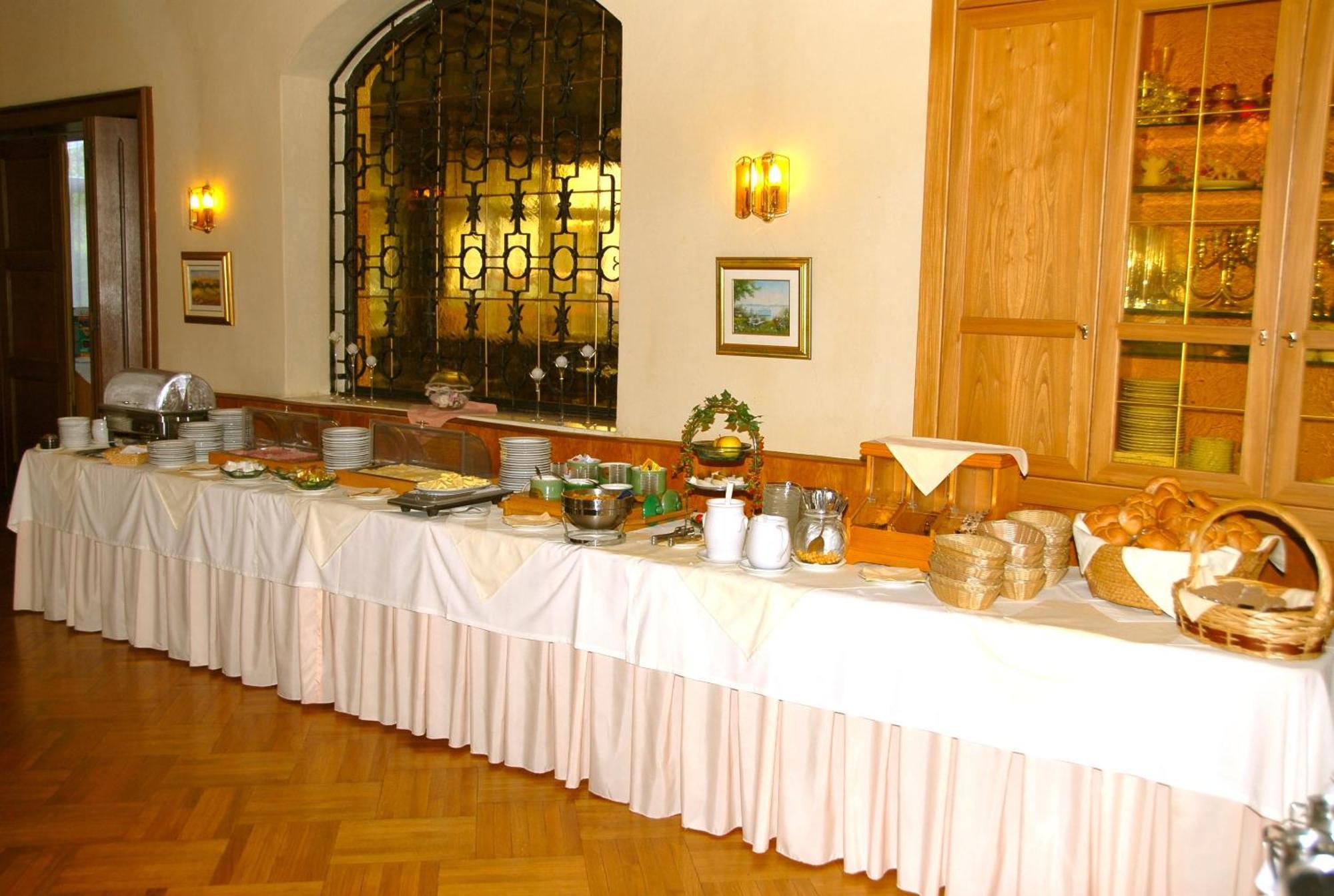 וולדן אם וורתרסי Hotel Velden Bacherlwirt מראה חיצוני תמונה